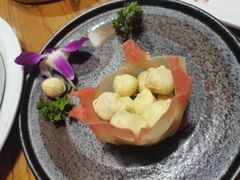 -新白鹿餐厅(百联中环店)