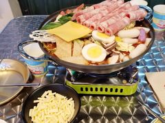 芝士肥牛年糕火锅-Meet Sun韩式大排档(五一广场7MALL店)