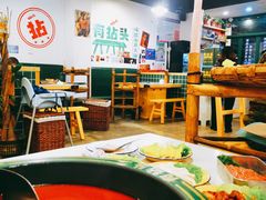 大堂-有拈头成都市井火锅(老门东店)