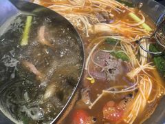 -由衷贵州酸汤牛肉火锅(新桥店)
