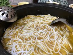 -菌之家·专业纯野生菌火锅·特色炒菌