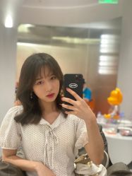 -AYO SALON