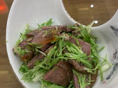 苦菊牛腱-正阳春烤鸭店(杨楼店)
