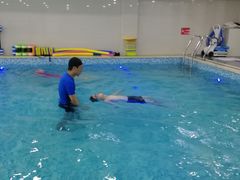 -乐悠游亲子游泳俱乐部