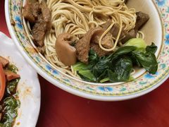 -金杨拉面王小吃面馆·牛三宝面·红烧牛肉粉