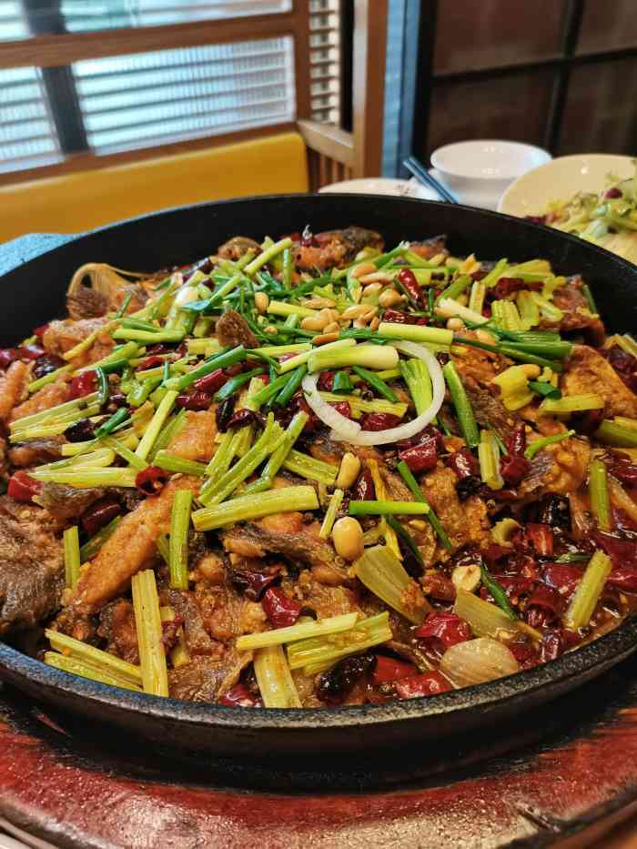 坂上烧铁板鮰鱼(美莲广场店)