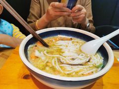 -大鼓米线(浦东长泰店)