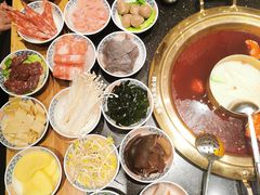 -周小明火锅(黑金冠社区店)