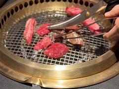 -铭牛烧肉·和牛海鲜自助(高新月牙湖店)