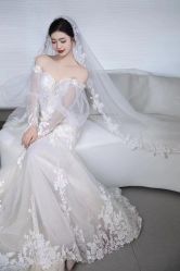 -Lady  Jane高端婚纱礼服馆