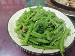 -雄仔农家菜馆·特色葱油鸡(六祖店)