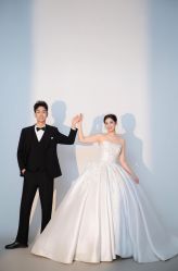 -雪中彩影婚纱摄影·微光艺术中心