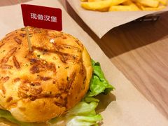 -必胜客(兰州国贸店)