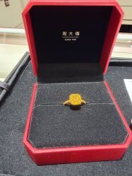 -周大福CHOW TAI FOOK(浦东八佰伴店)