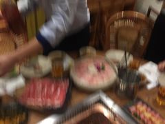 -老牌坊云南鱼豆花火锅(爱建店)