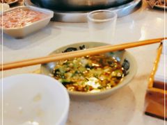 -九尺赵老四鲜鹅肠火锅