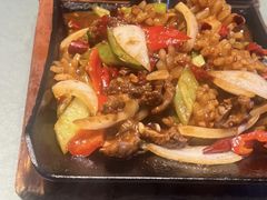 -老码头黑皮肘子锅包肉(赣水路店)