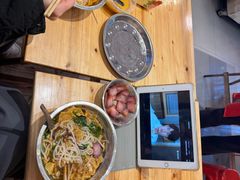 -柳州肥姨妈大骨螺蛳粉(老闵行店)