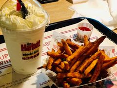 -The Habit Burger Grill 哈比特汉堡(复兴soho店)