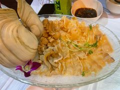 -鲜入围煮花胶鸡海鲜火锅