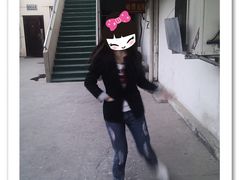 等候区-和平电影院