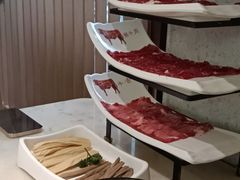 -左庭右院鲜牛肉火锅(浦江欢乐颂店)