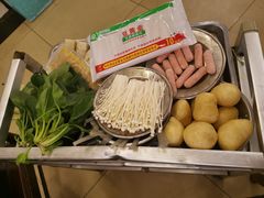 -月圆火锅(宁海东路二店)