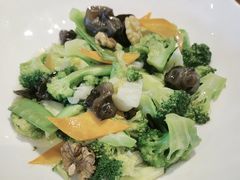-那家老院子东北菜·饺子·小鸡炖蘑菇(艳华街店)