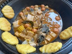 -田家大院东北农家菜铁锅炖(西安总店)