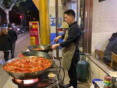 -鲁小三·大骨自助(金山总店)