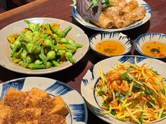 -Cuc Gach Quan Restaurant