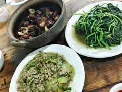 -海口滨海新村143号海南老字号炒菜店