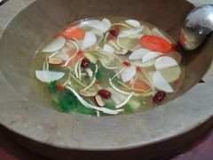 -姚记抚仙湖石锅鱼庄