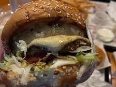 -The Habit Burger Grill 哈比特汉堡(复兴soho店)