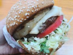 -The Habit Burger Grill 哈比特汉堡(复兴soho店)