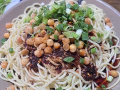 -老鼎万春卤菜(五代传承创始老店)