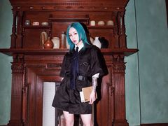 -Nathalie Djurberg与Hans Berg“牛皮纸包裹的月亮”-Prada荣宅当季展览