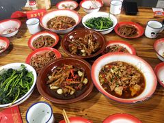 -老三样·美食研究中心(世贸路店)