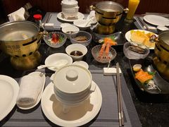 -半岛翡丽海鲜自助餐厅(观风亭店)