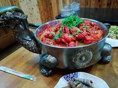 -老东镇啤酒屋海鲜加工·蒸汽海鲜·海鲜烧烤(台东店)