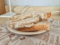 全麦吐司-Juicy Bakery(大学路店)