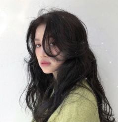 -BULB STUDIO 巴柏明星发型工作室