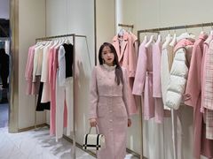 -王府井百货熙地港店