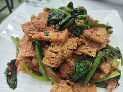 -吾买尔花卷鸡家常菜