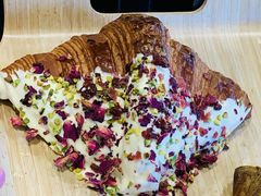 蔓越莓可颂-Top Impression Bakery Wolli Creek