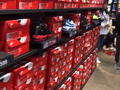 -NIKE上海青浦优选体验店