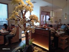 -左庭右院鲜牛肉火锅(浦江欢乐颂店)