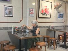 -伍湛记 · 广州老字号(龙津中路店)