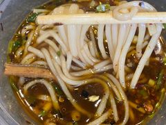 -黔阿牛菌汤牛肉粉全牛火锅(喷水池店)