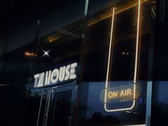 -TZ House音乐现场(来福士中心店)